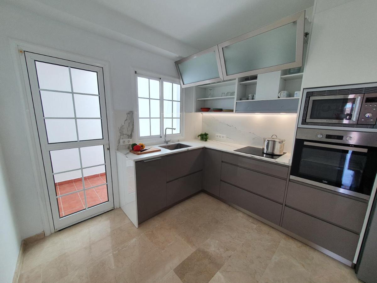Modern Family Home Above Swimming Pool Puerto Rico  Esterno foto